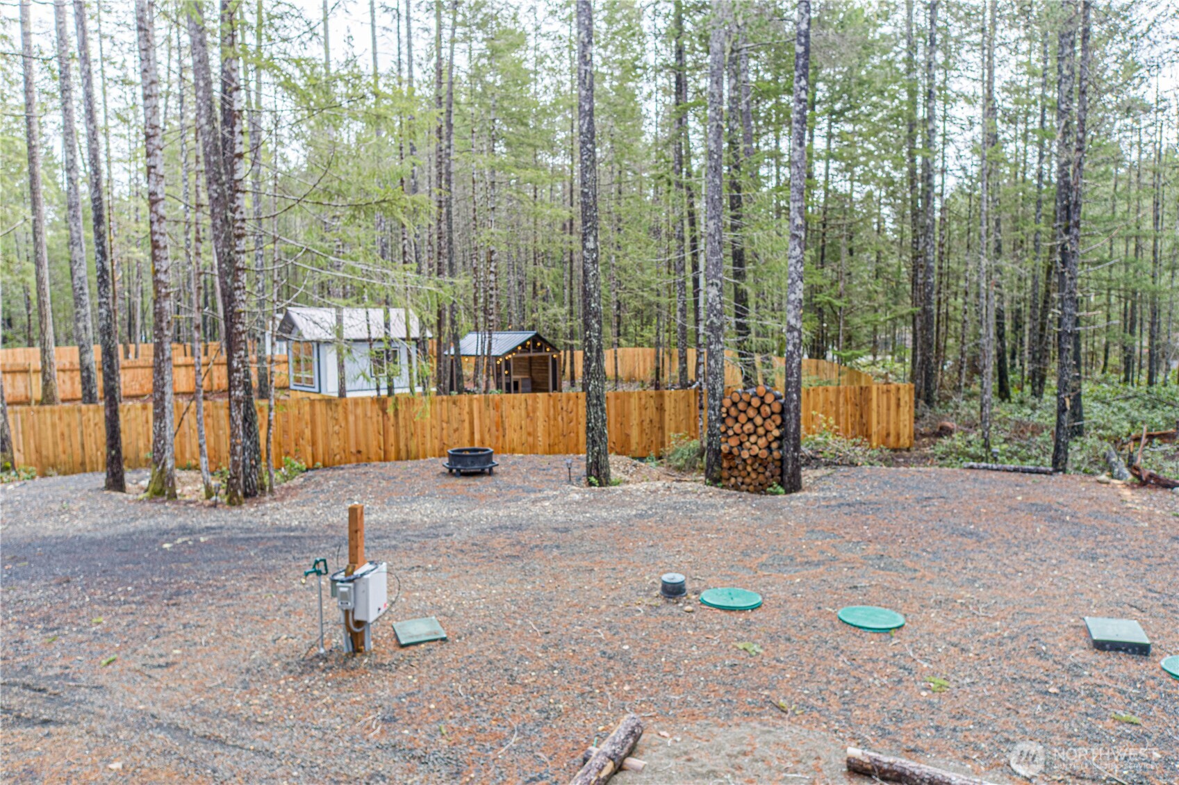 81 N Kings Way Property Photo 6