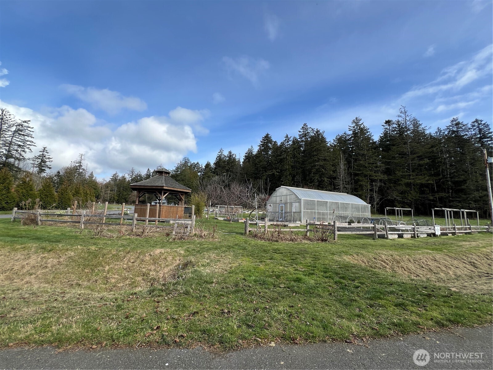 2202 Seabright Loop Property Photo 16