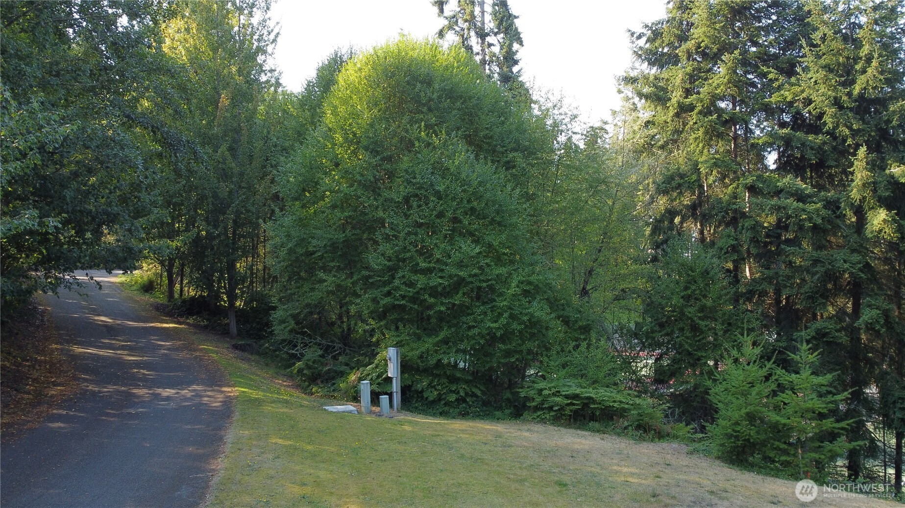 999 Kala Lagoon Court Property Photo 2