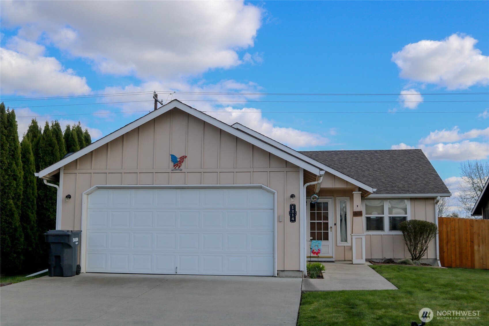 1214 Se Scenic View Drive Property Photo
