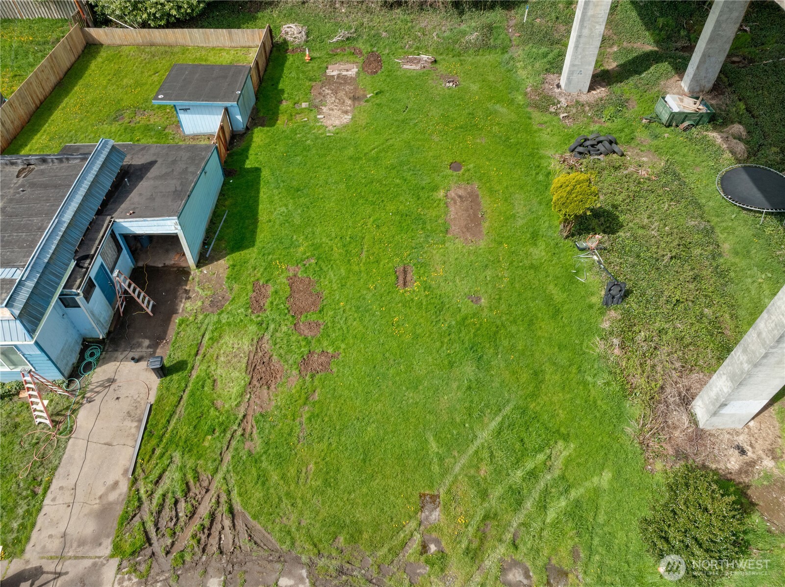 829 Canyon Court Property Photo 10