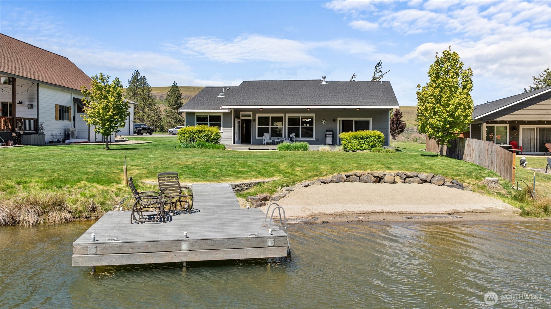 1140 Twin Lakes Road Property Photo
