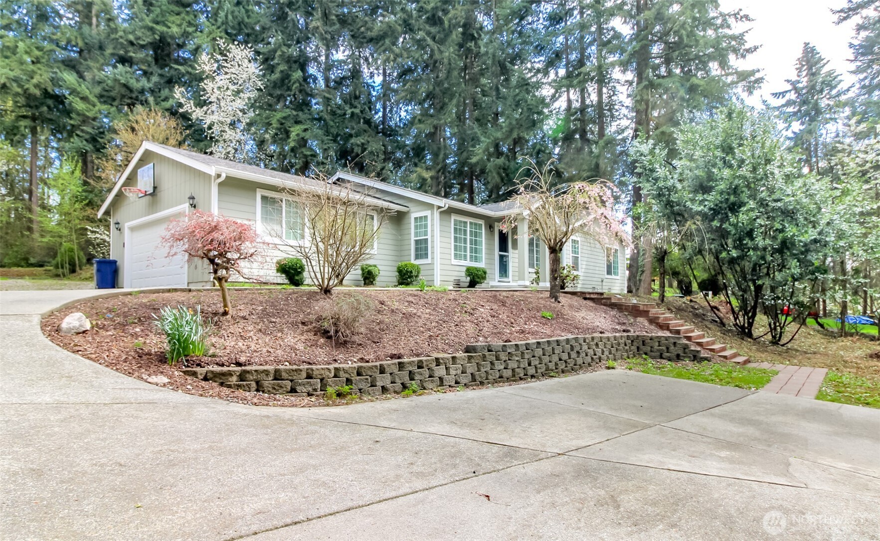 36850 12th Avenue Property Photo