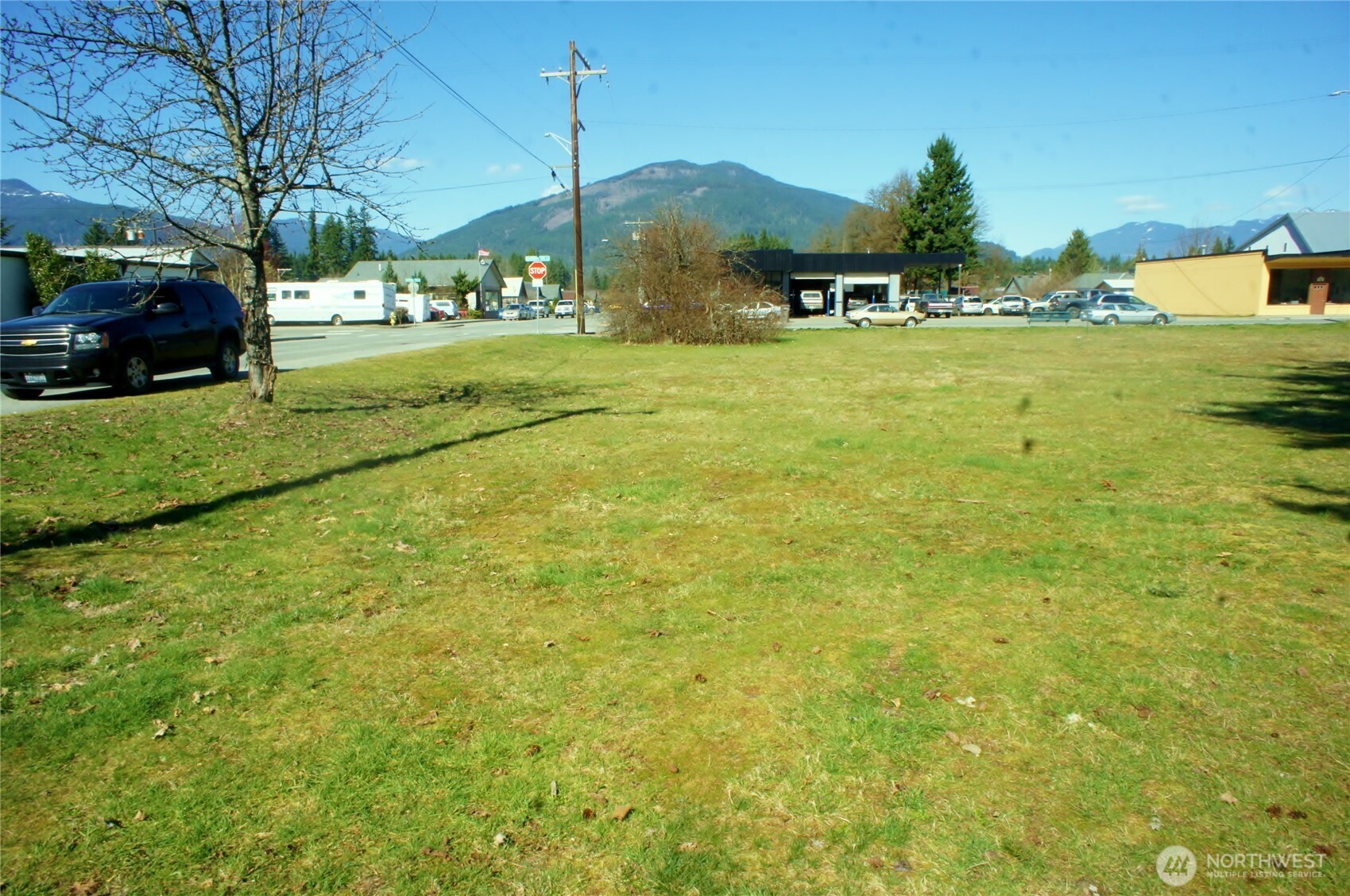 1095 Darrington Street Property Photo 5