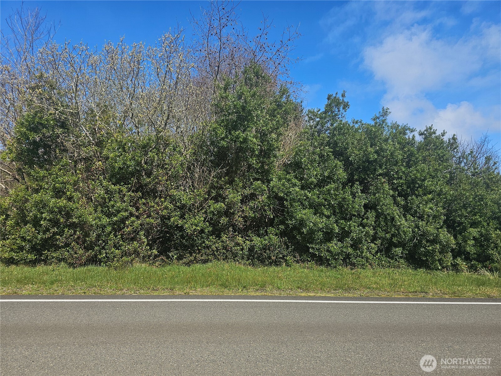 144 Marine View Drive Property Photo 1