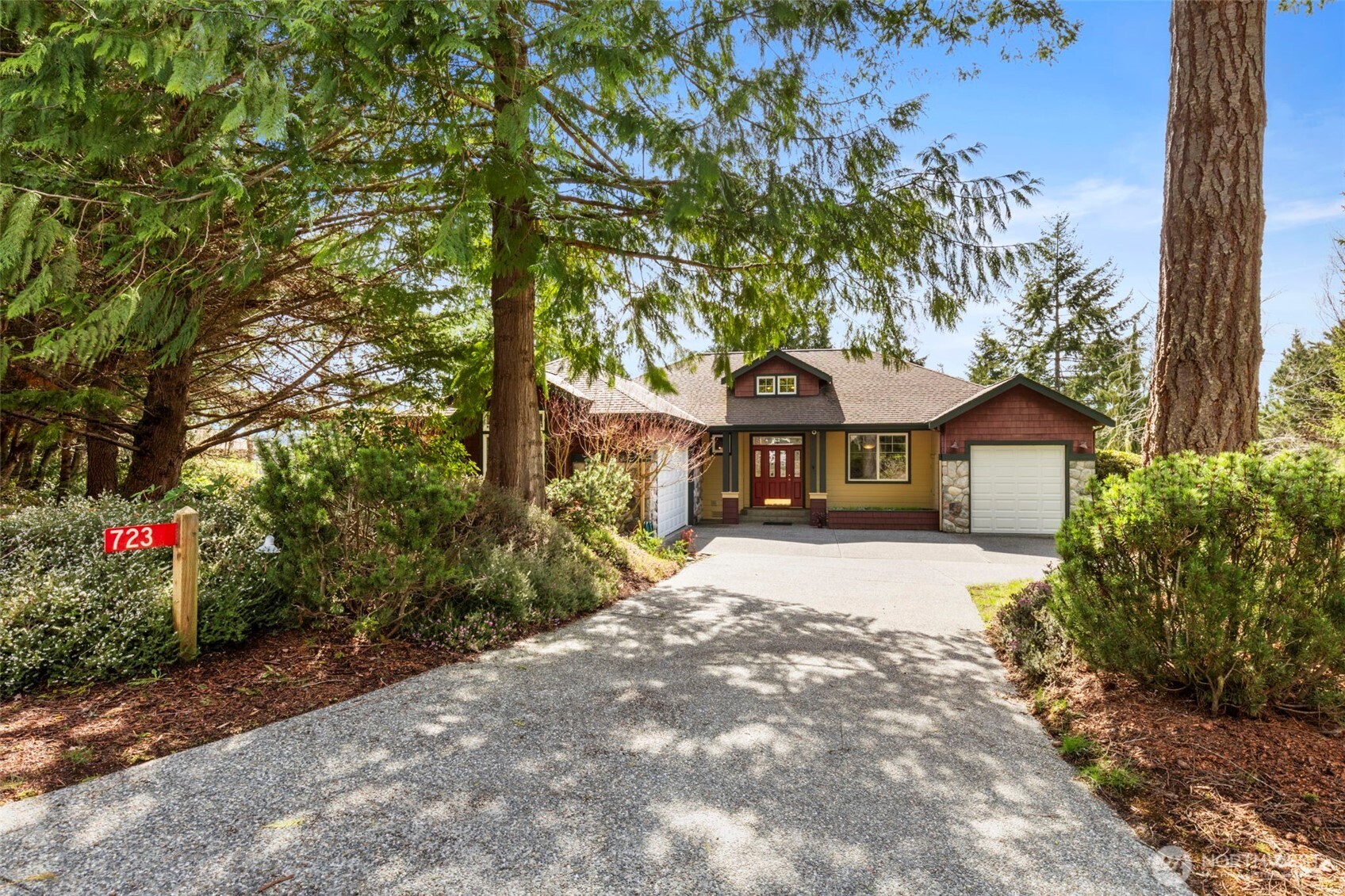 723 Rainier Lane Property Photo