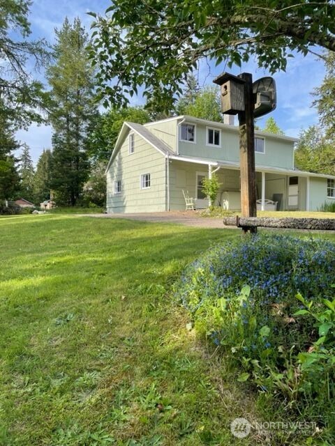 135 Nw Walker Road Property Photo 5