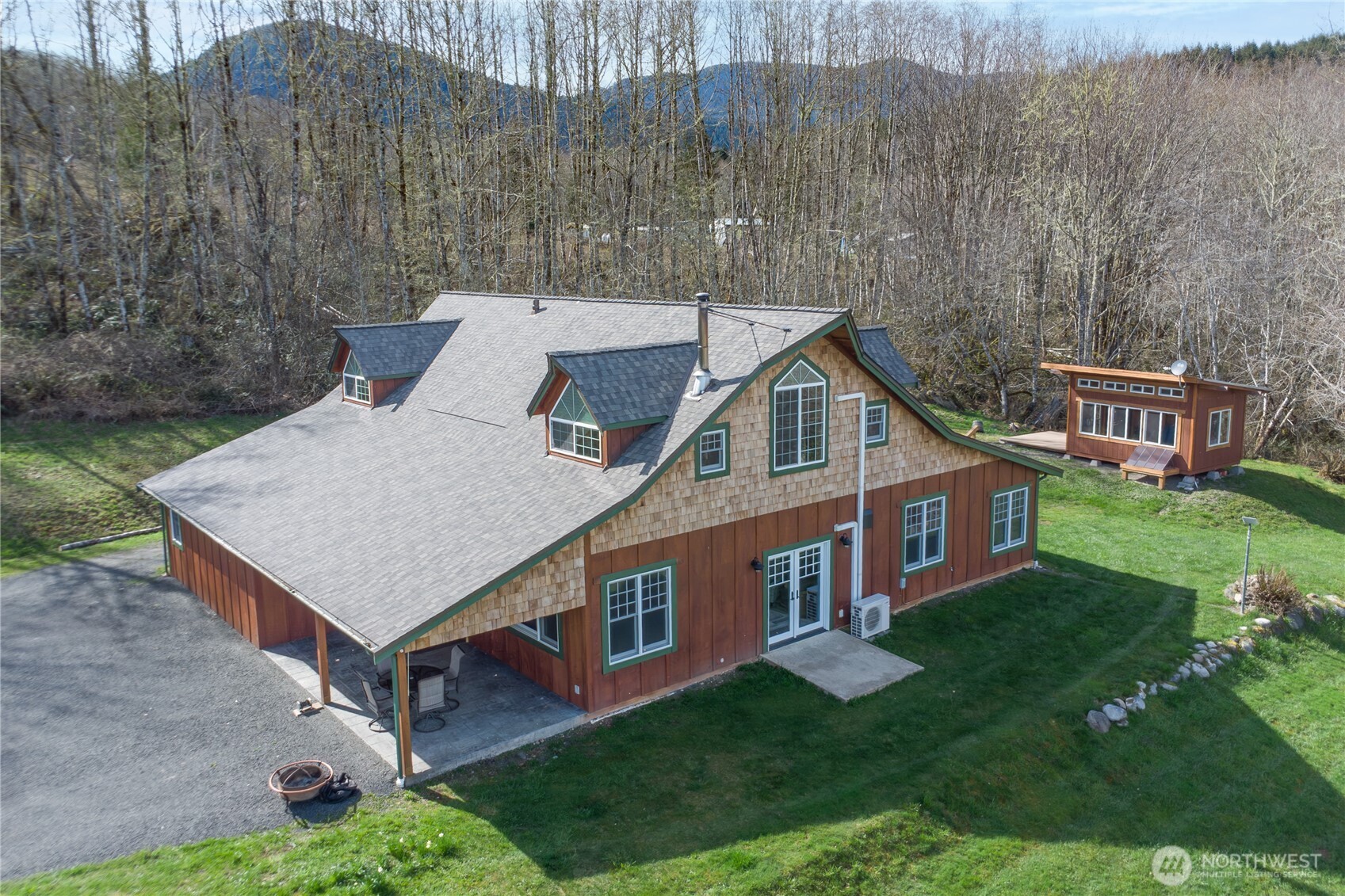 1155 Elkhorn Lane Property Photo 5