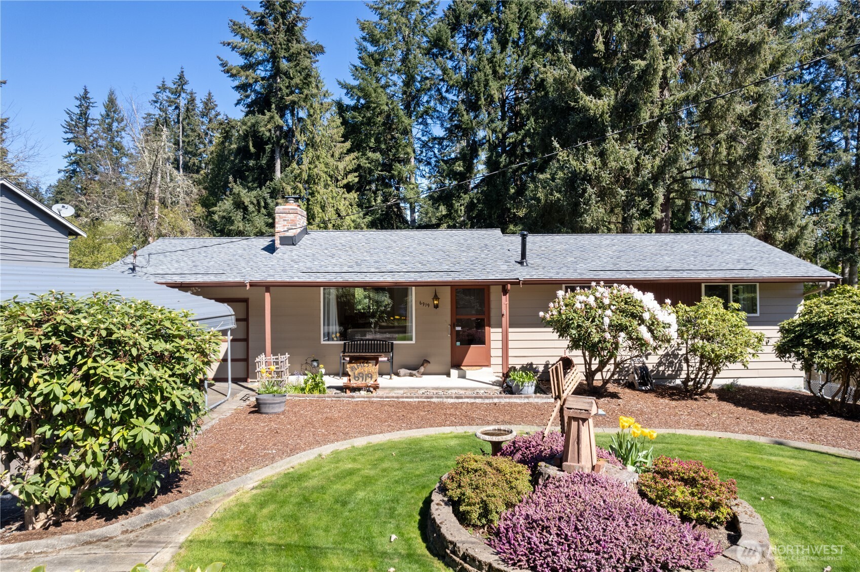 6919 47th Street Property Photo 1