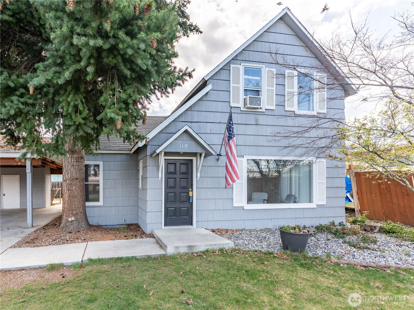 1319 Castlerock Avenue Property Photo 1