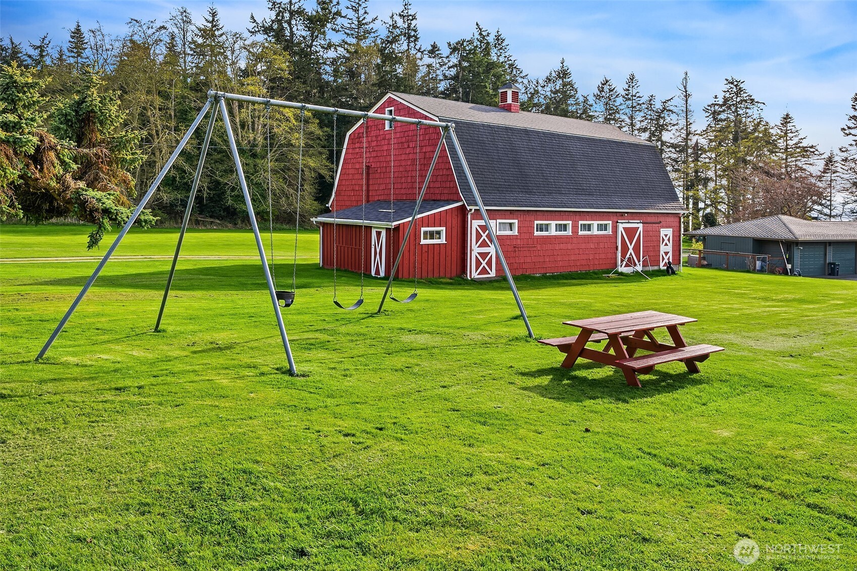 2180 Inverness Way Property Photo 27