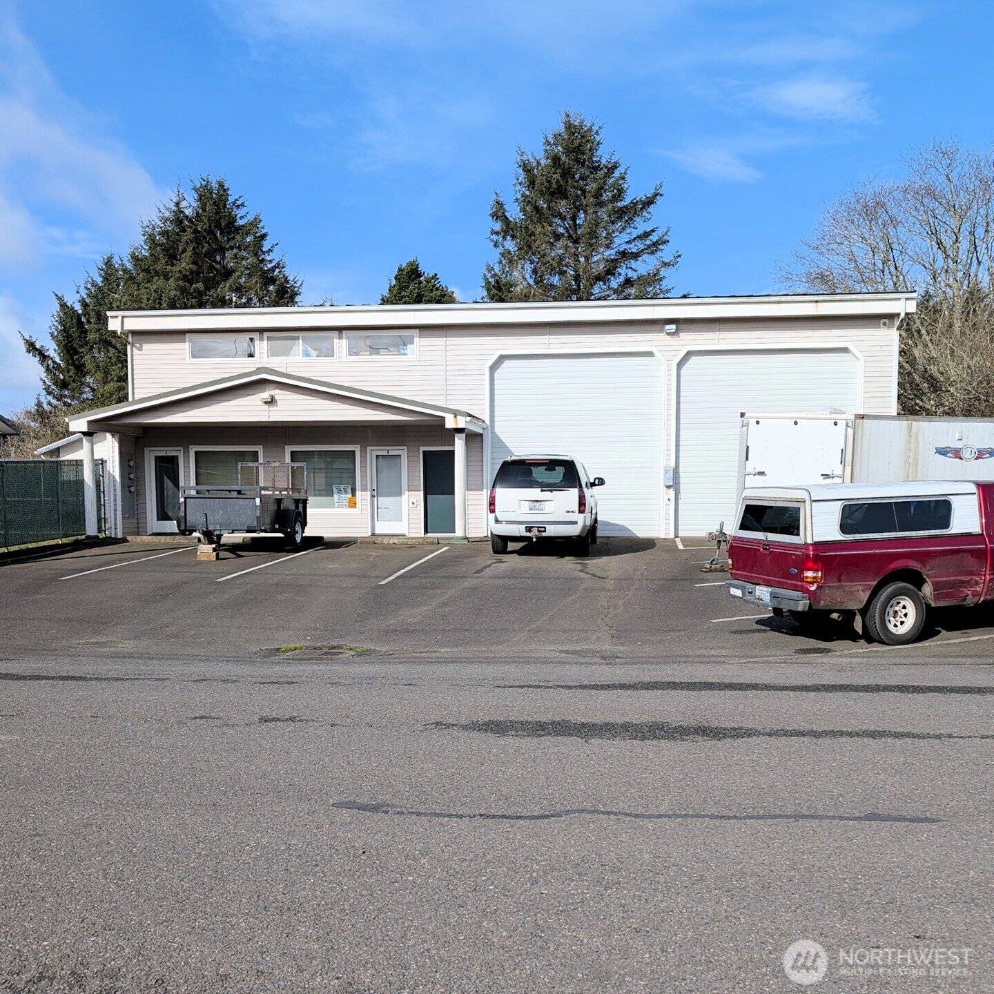851 Minard Avenue Property Photo 1