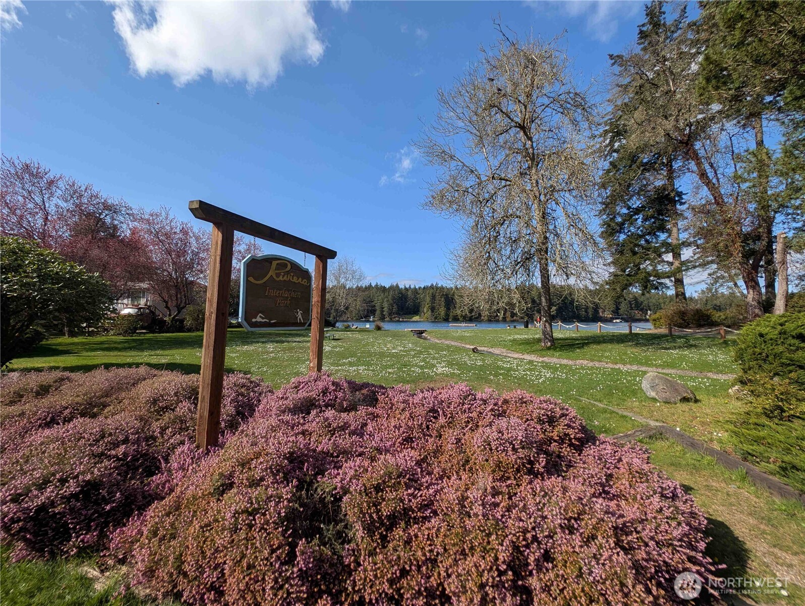 10325 Totem Way Property Photo 7