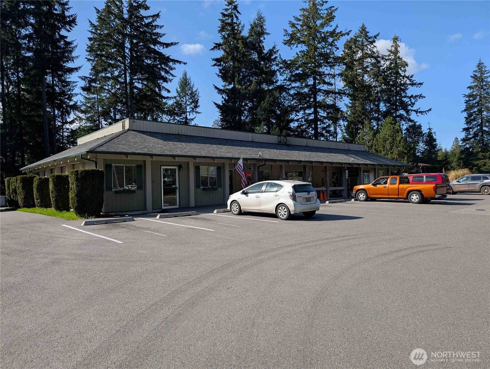 10325 Totem Way Property Photo 8
