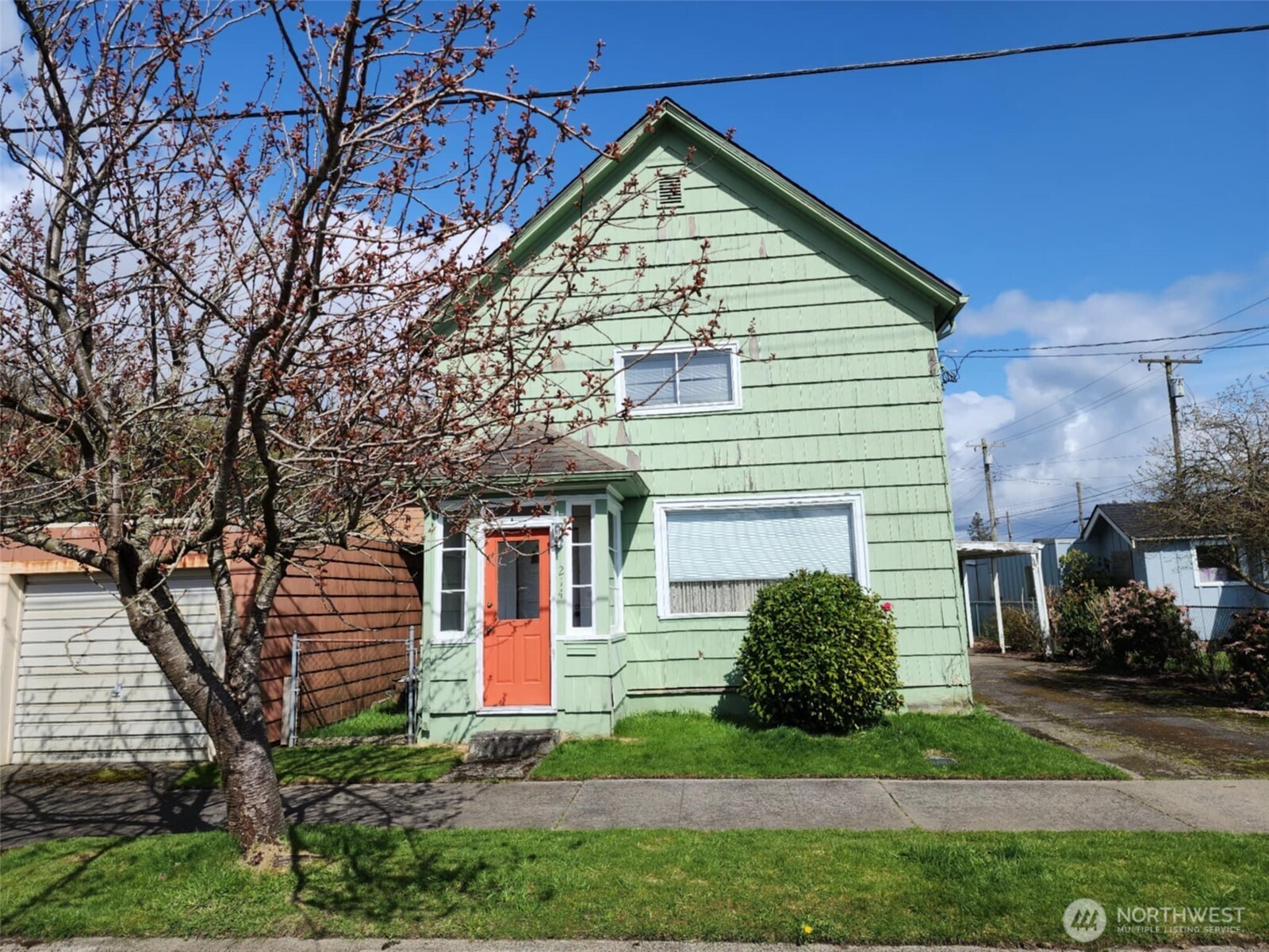 214 N Washington Street Property Photo