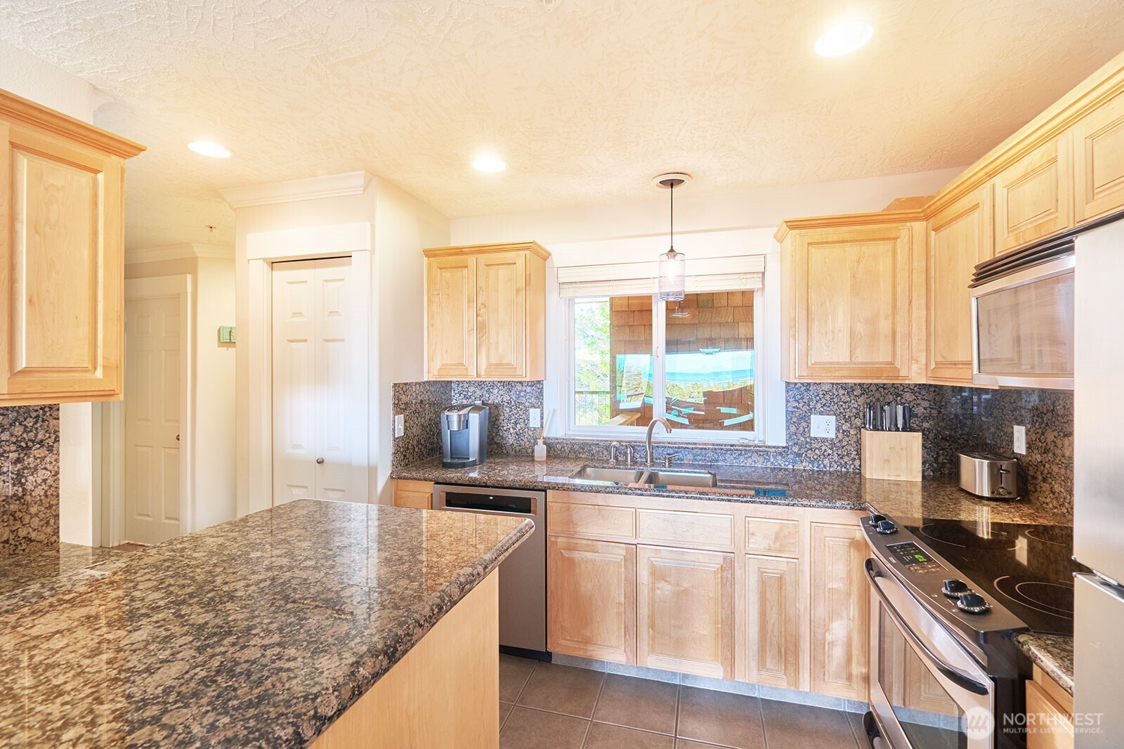 2815 Willows Road 229 Property Photo 5