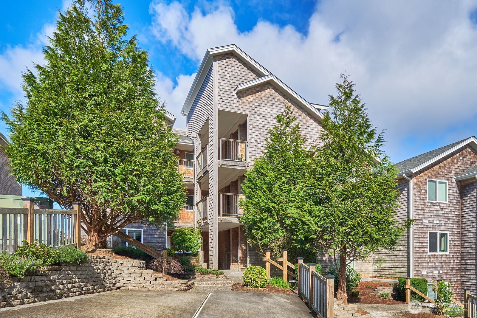 2815 Willows Road 229 Property Photo 18