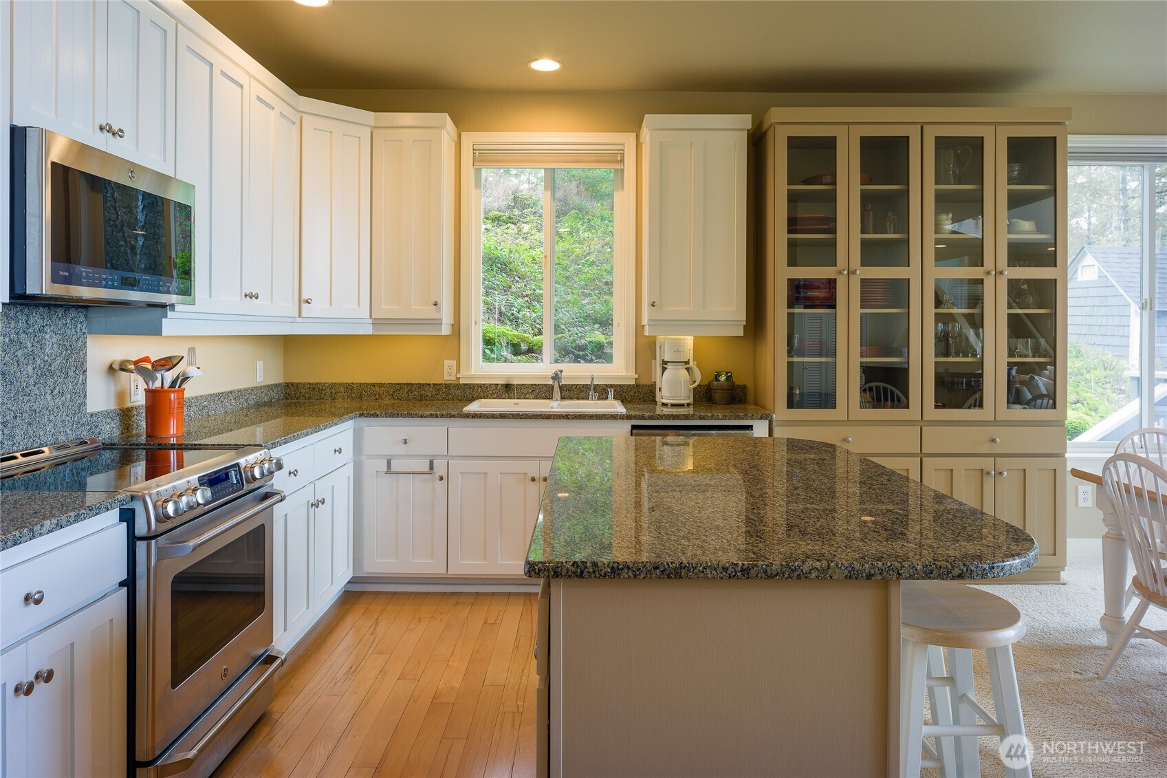 250 Switchback Road Property Photo 10