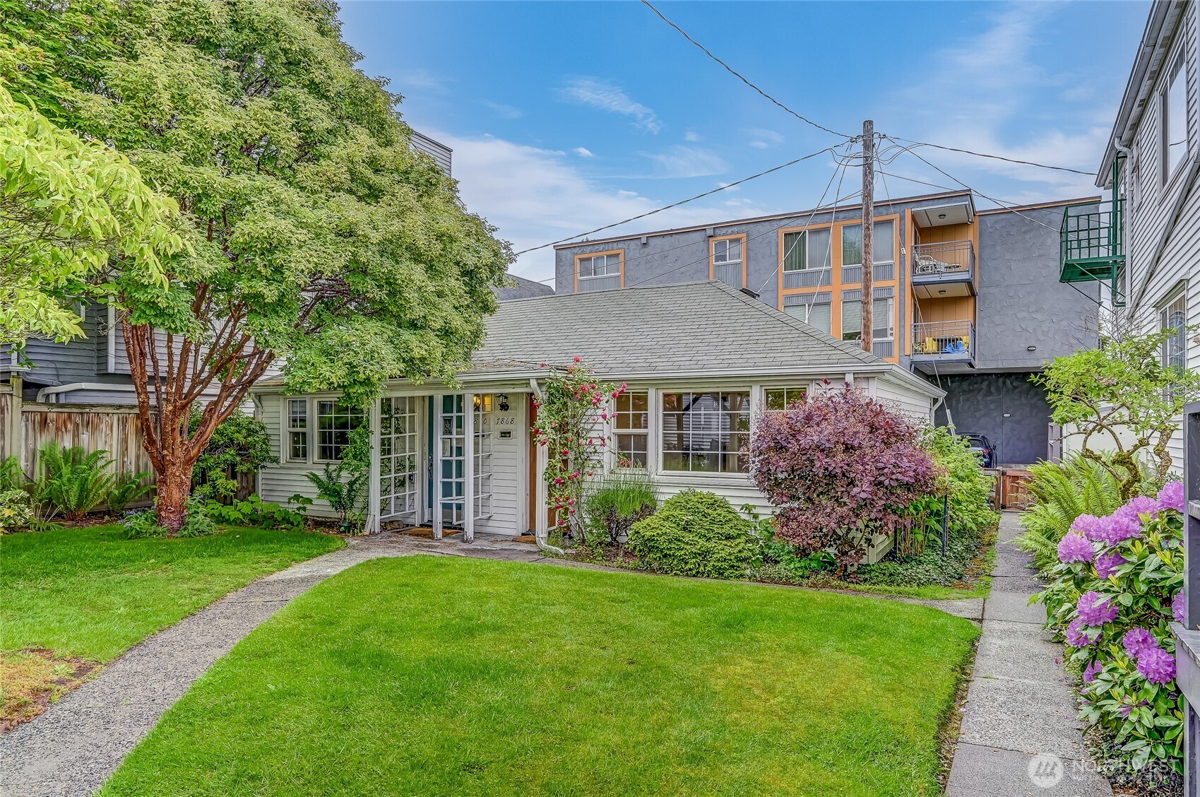 7868 Green Lake Drive Unit 9 Property Photo 1