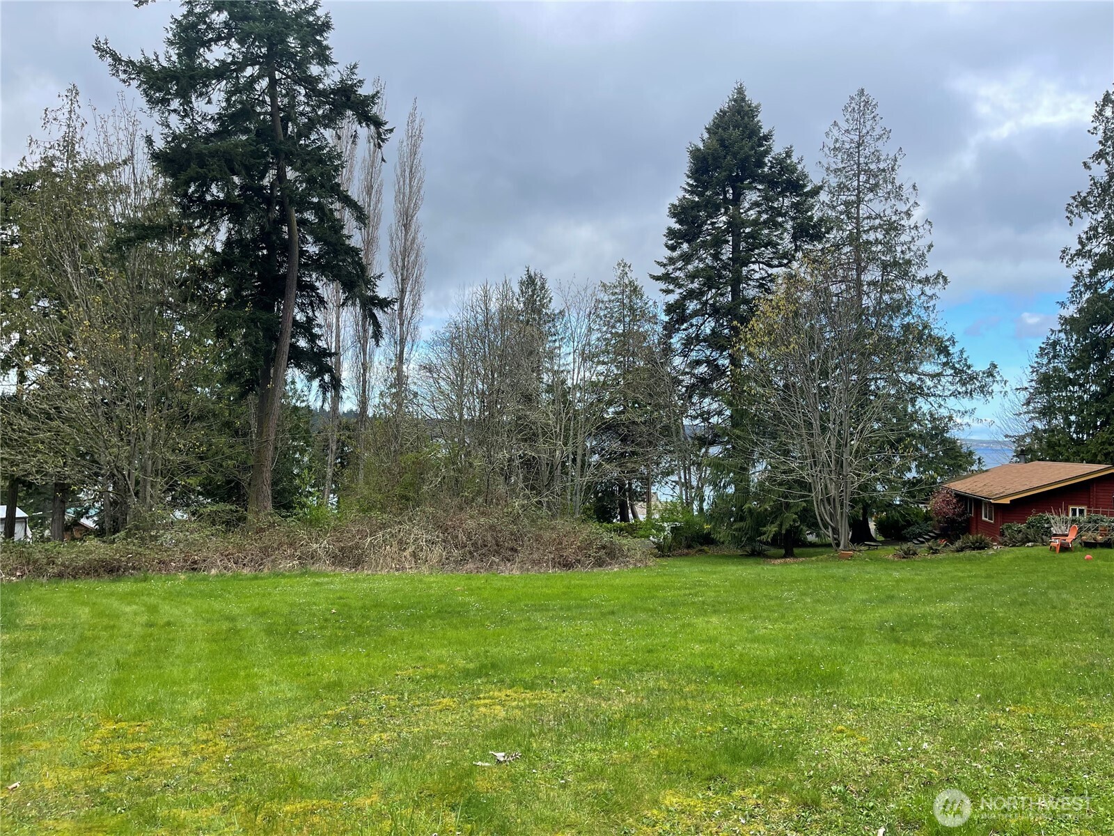 999 Old Ferry Road Property Photo 4
