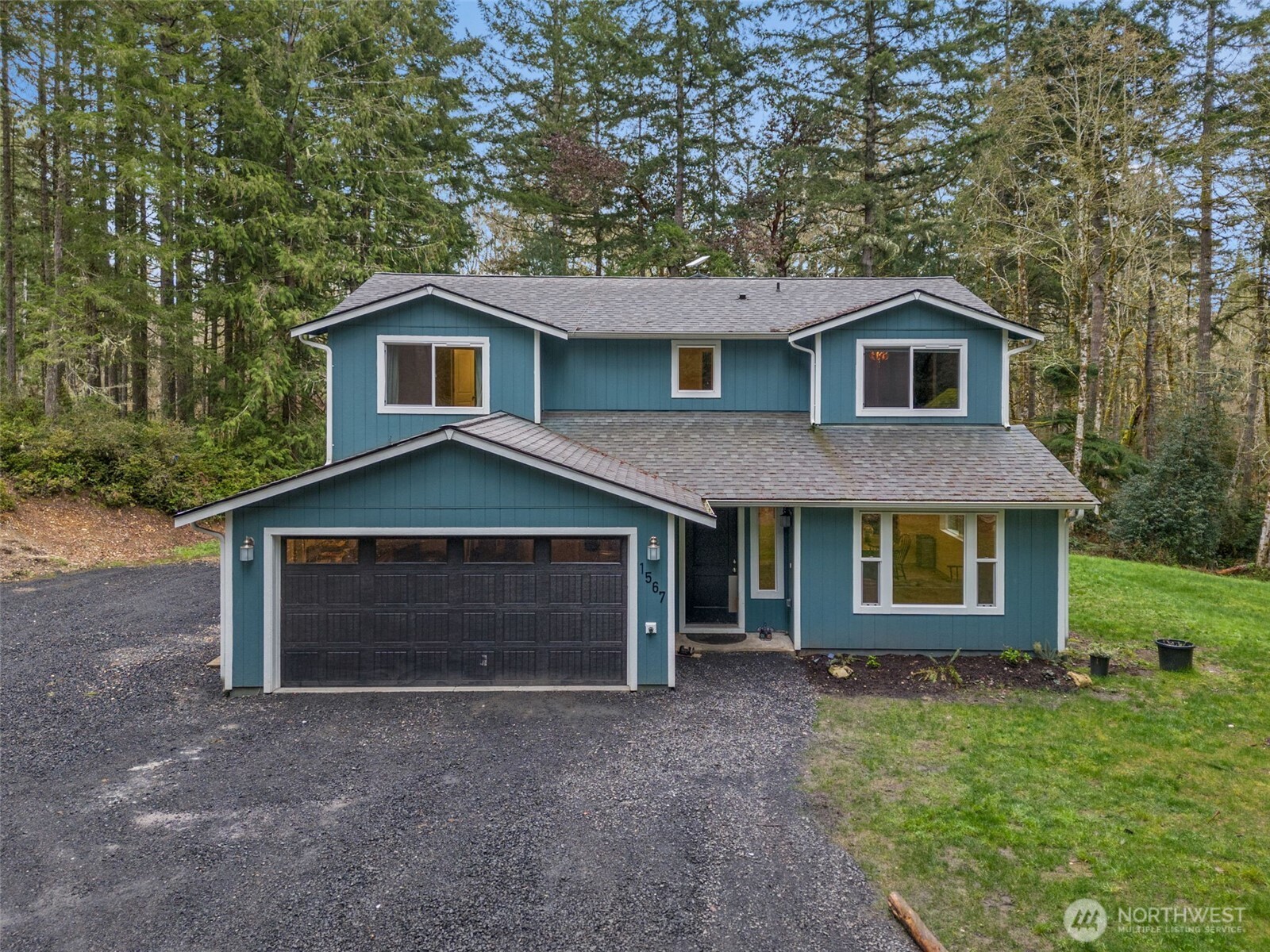1567 E Grapeview Loop Road Property Photo