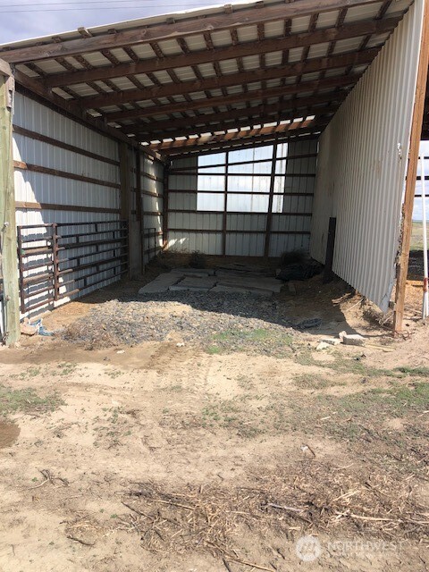 20996 Se Rd 2 Property Photo 25