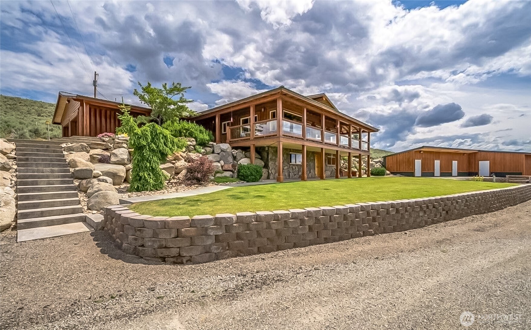 22525 Highway 20 Property Photo 1