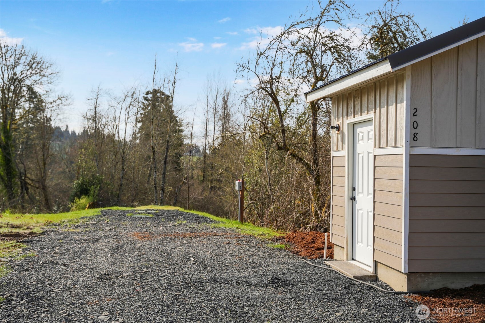 208 Sanderson Road Property Photo 3