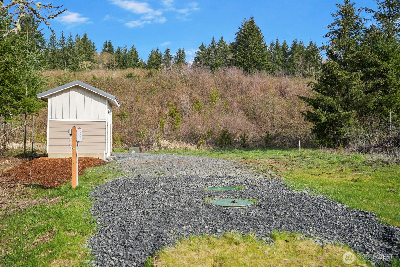 208 Sanderson Road Property Photo 4
