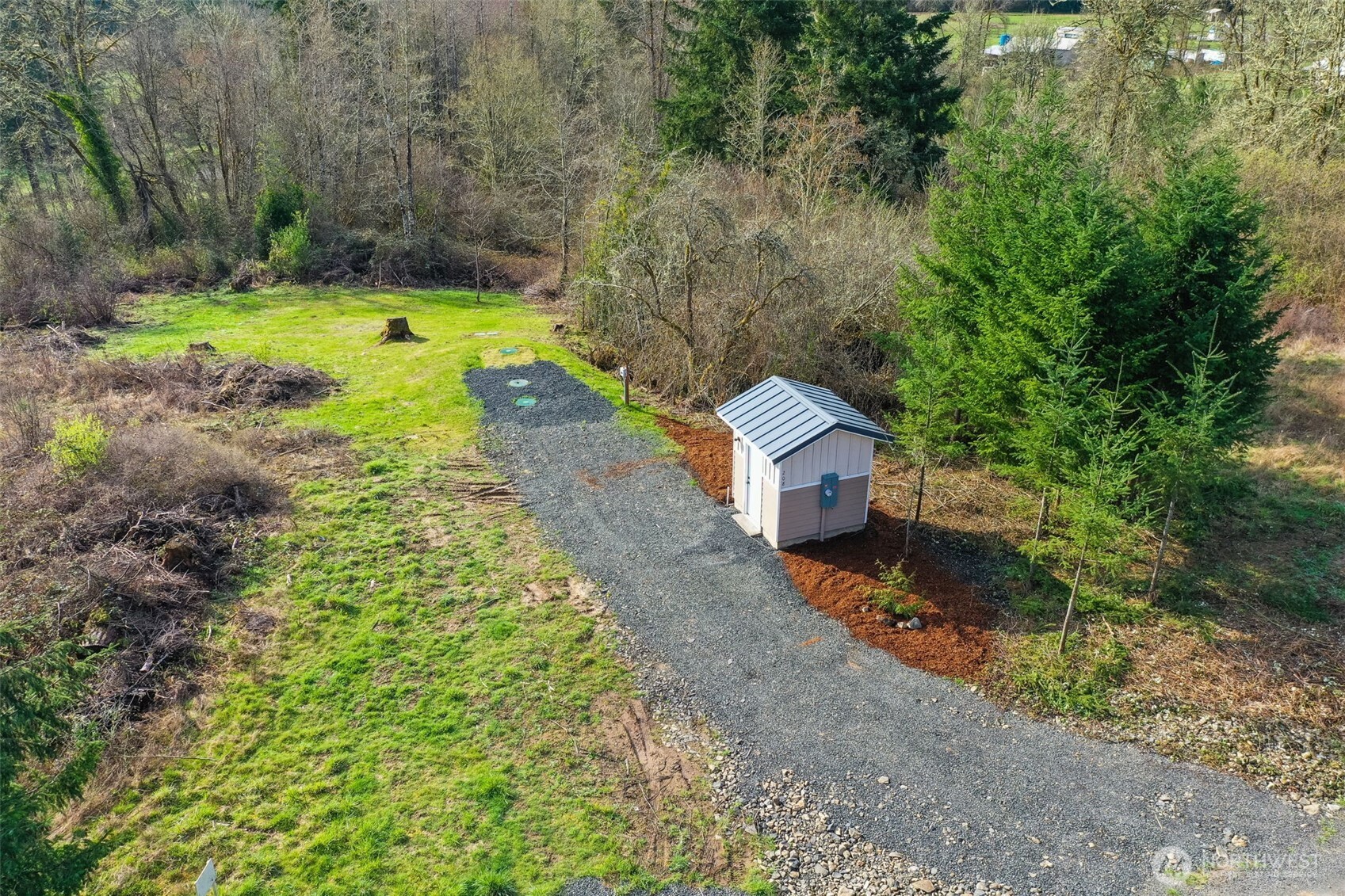 208 Sanderson Road Property Photo 15