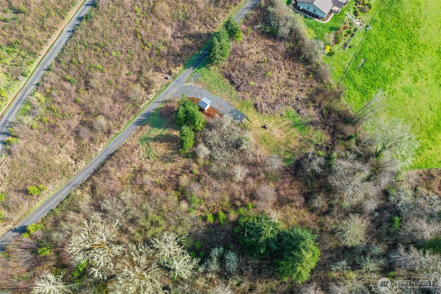 208 Sanderson Road Property Photo 17