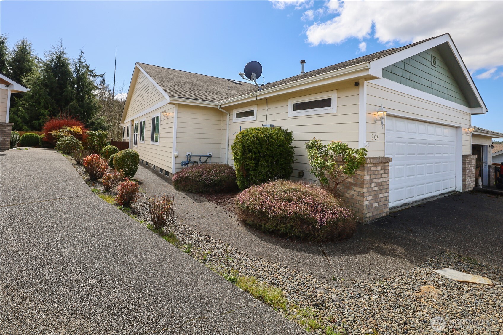 204 Brant Lane Property Photo