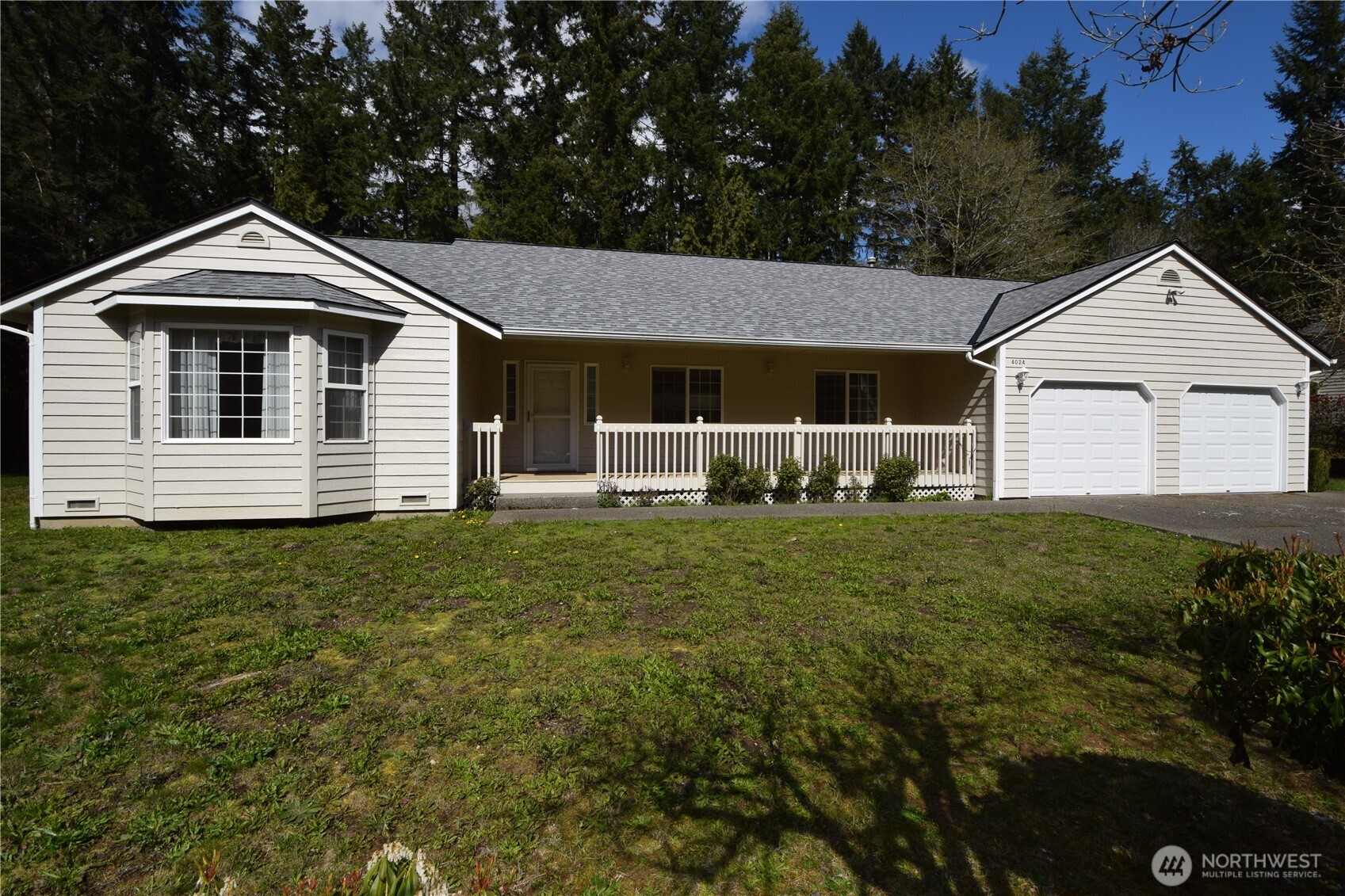 4024 Nw Flintwood Property Photo