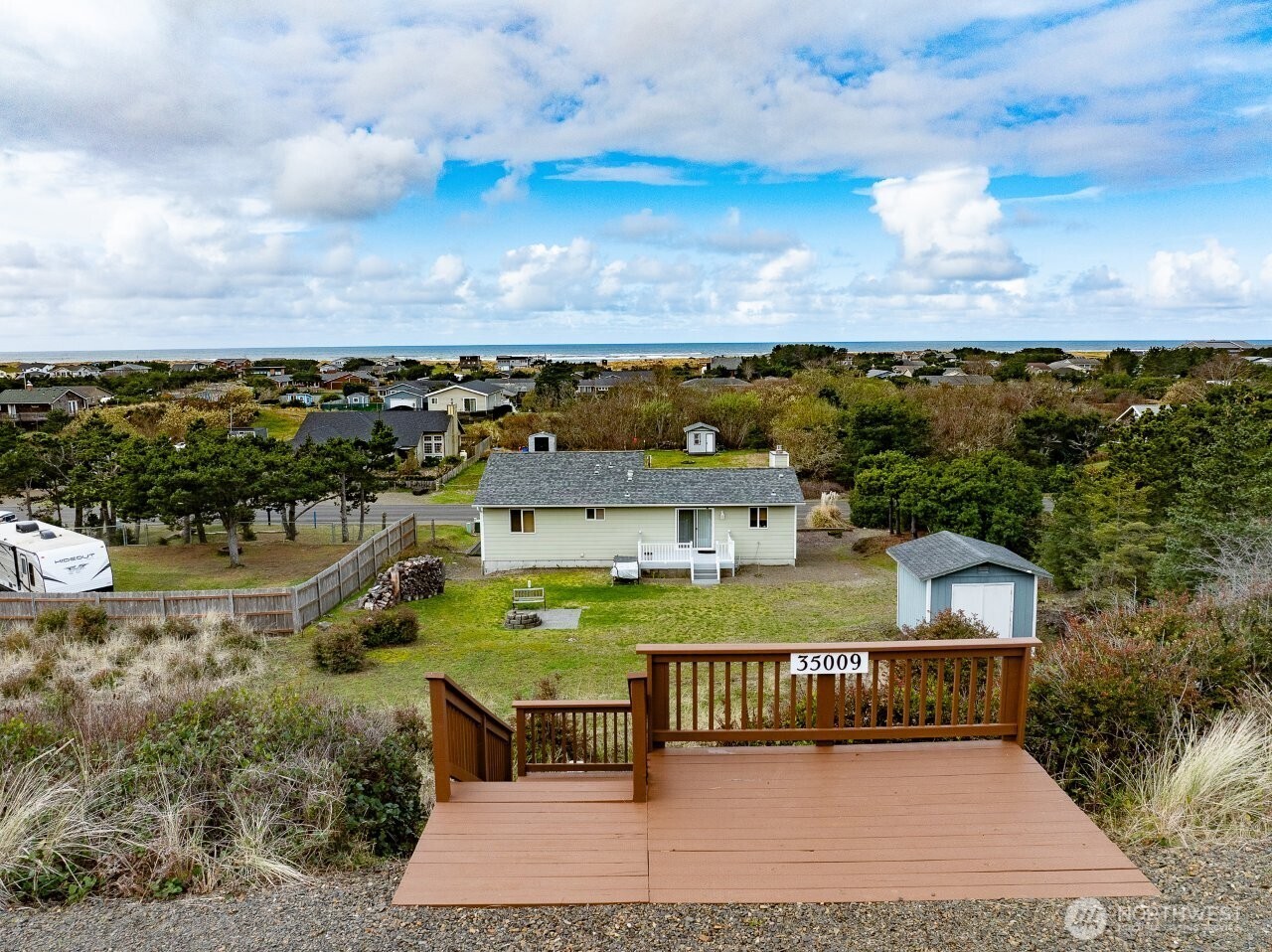 35009 J Place Property Photo 10