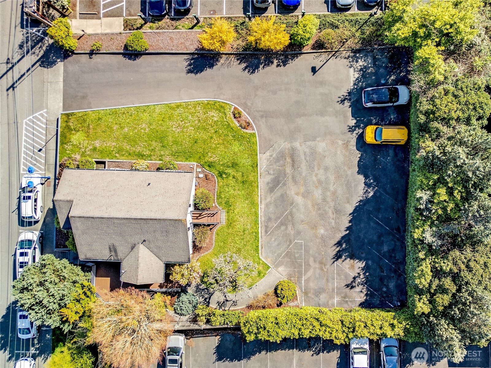 19163 Jensen Way Property Photo 4