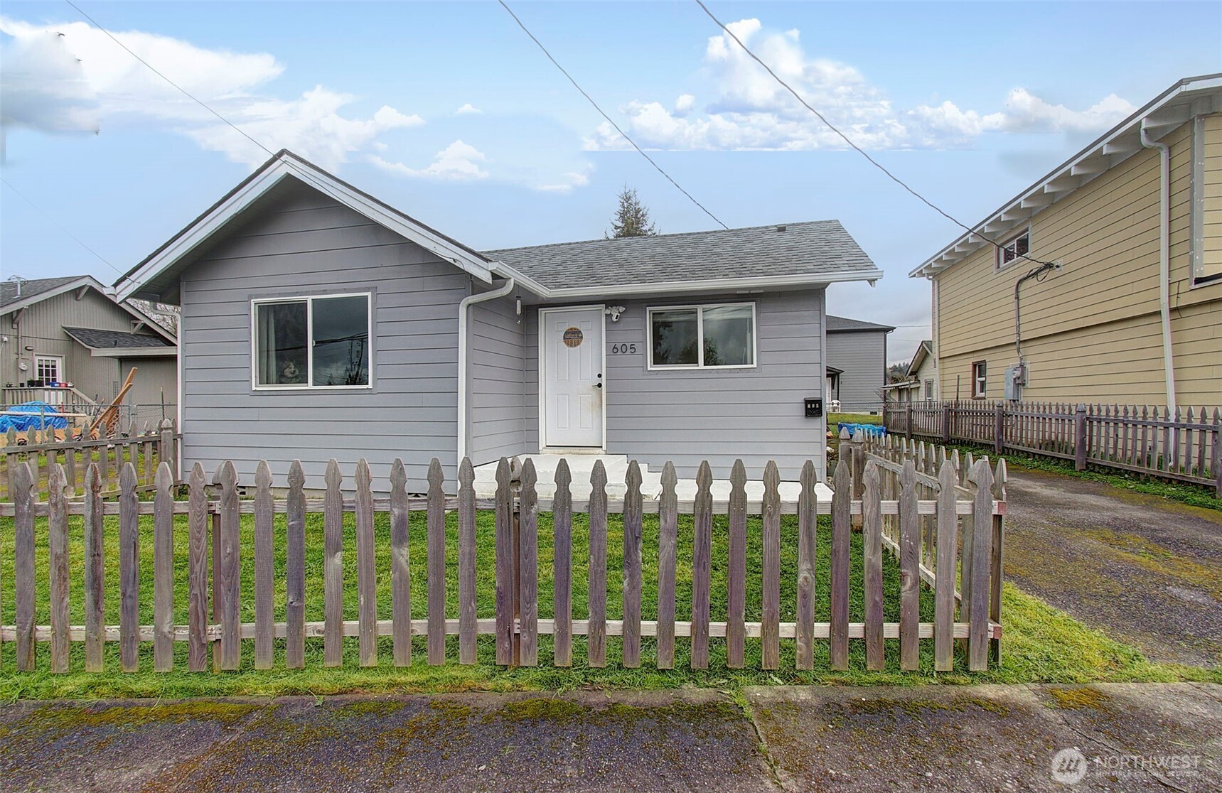 605 Mill Street Property Photo