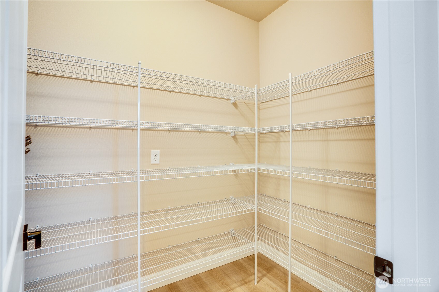 20716 156th Street Property Photo 9