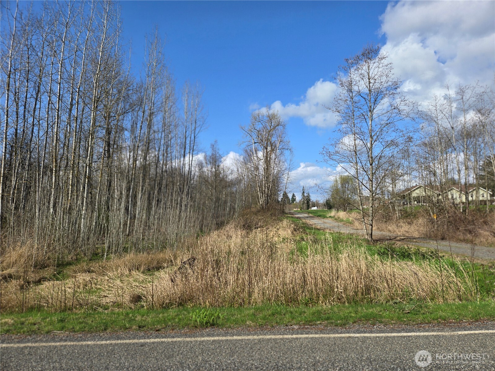 2274 Burk Road Property Photo 6