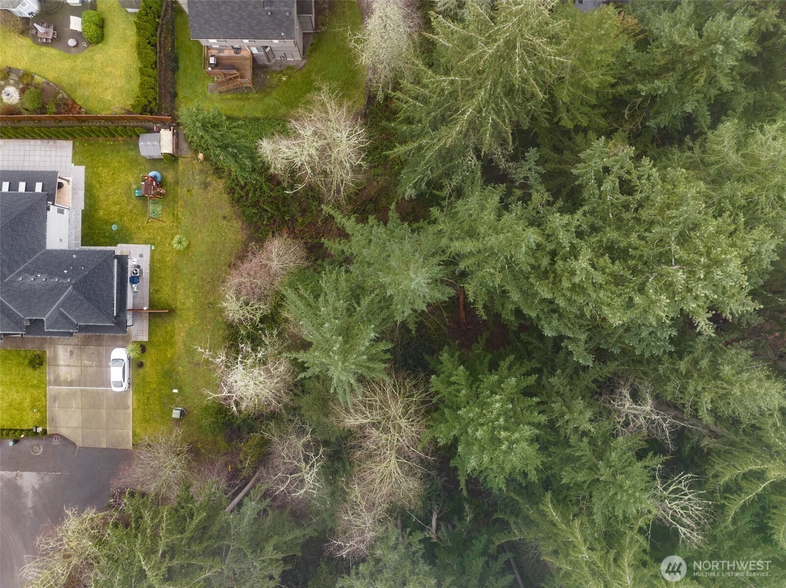 2514 Shepard Street Property Photo 6