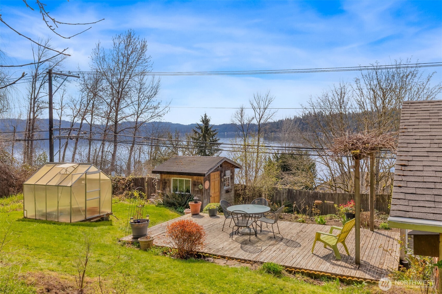 2642 E Lake Sammamish Parkway Property Photo 13