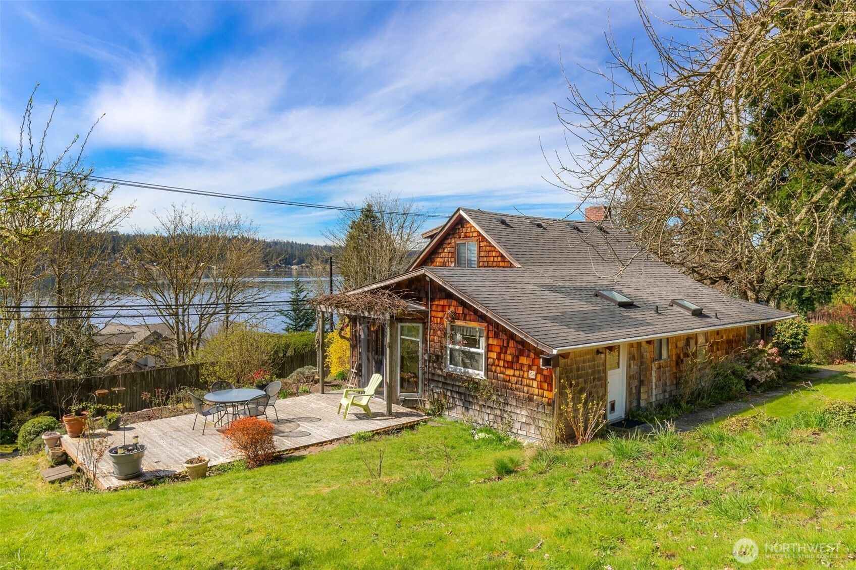 2642 E Lake Sammamish Parkway Property Photo 14
