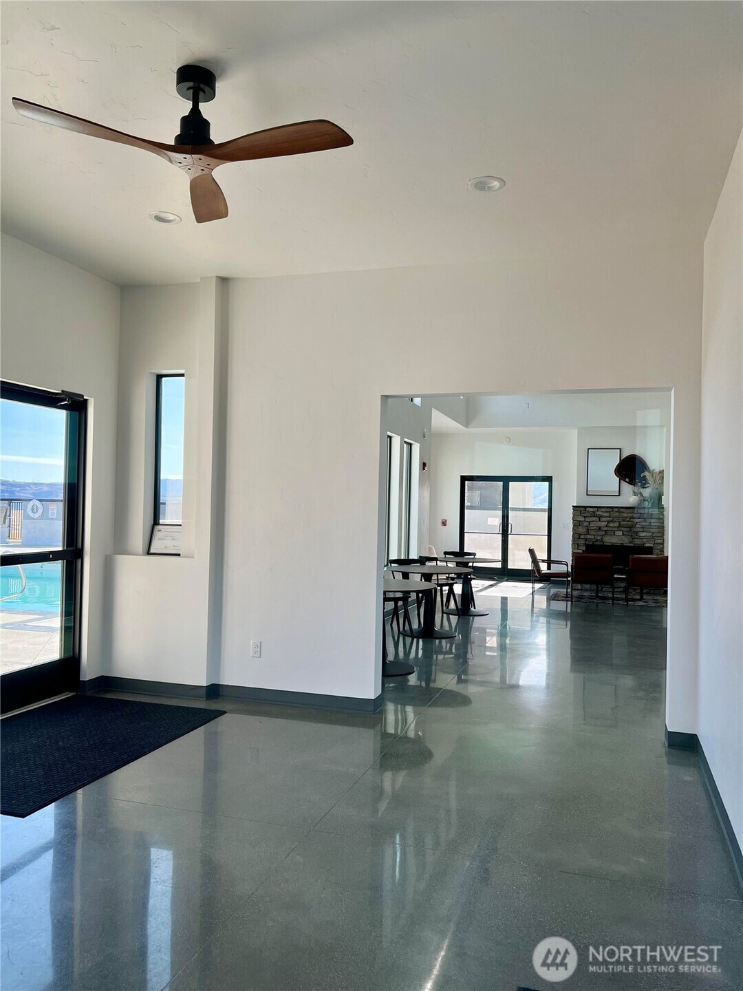 360 Vantage Bay Loop Property Photo 8