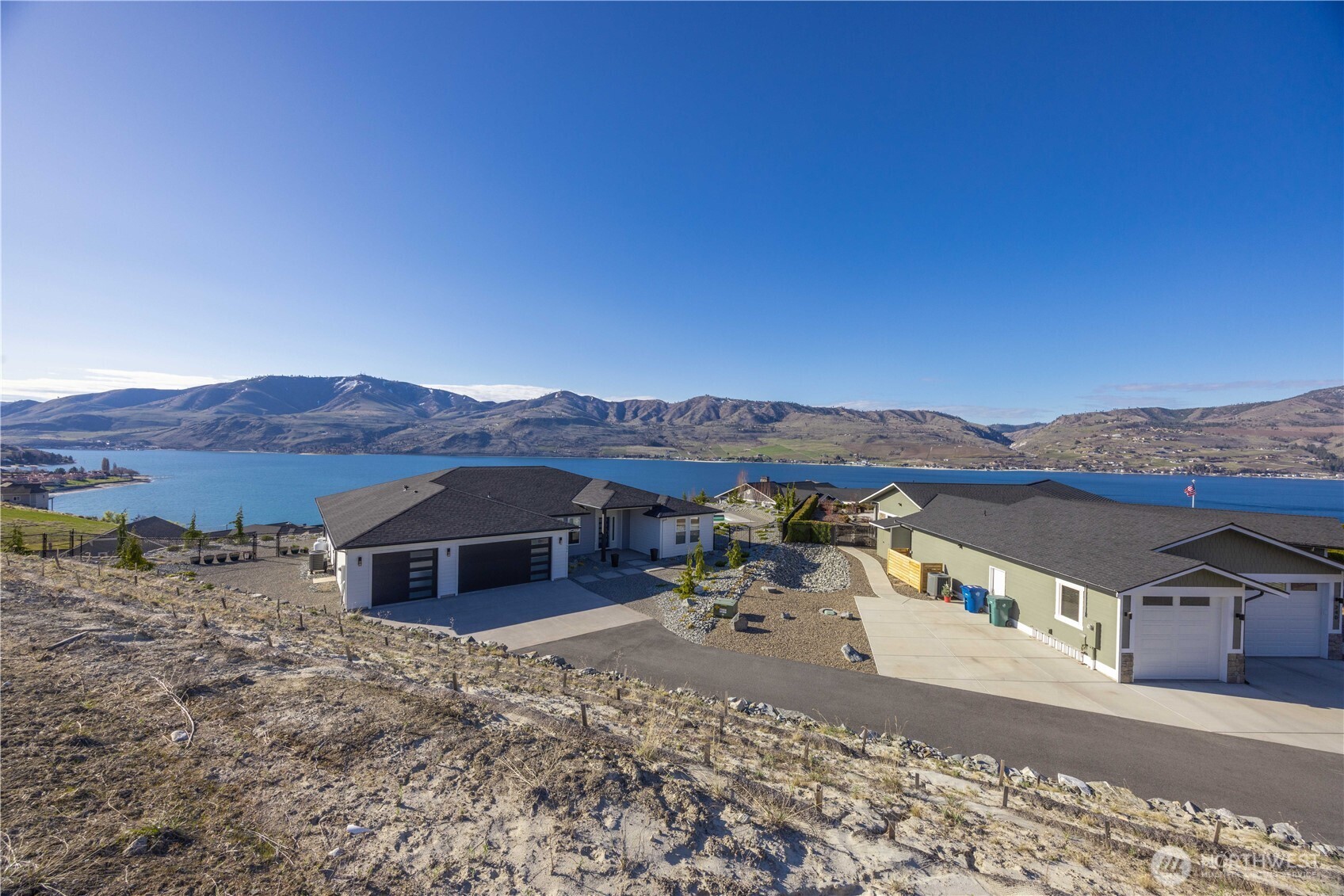 100 Waterview Drive Property Photo 11