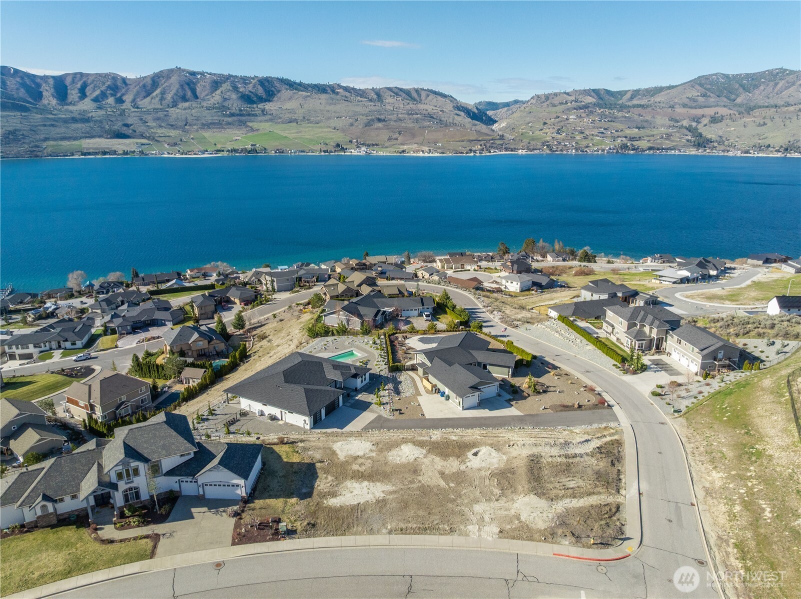 100 Waterview Drive Property Photo 23