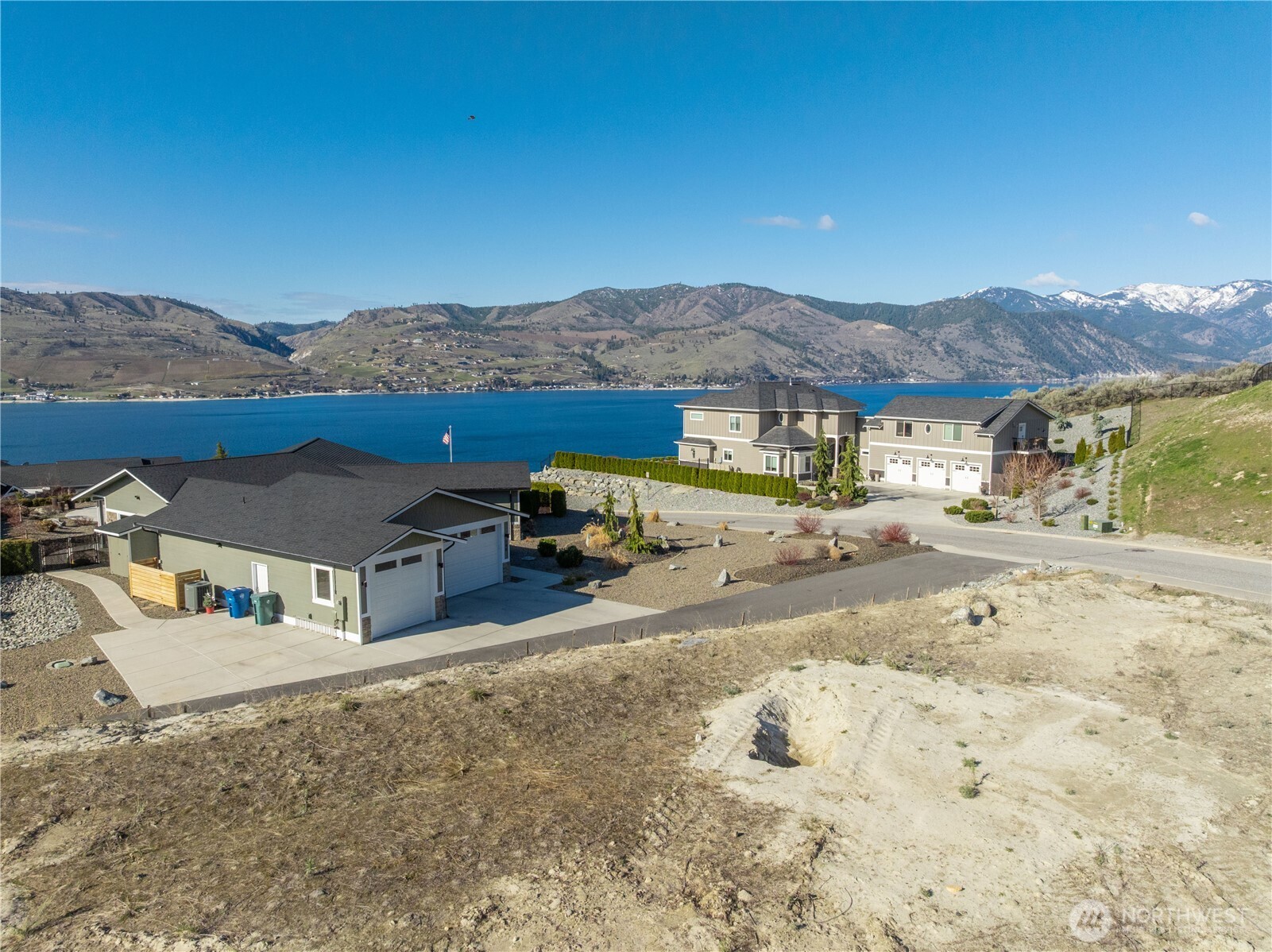 100 Waterview Drive Property Photo 28