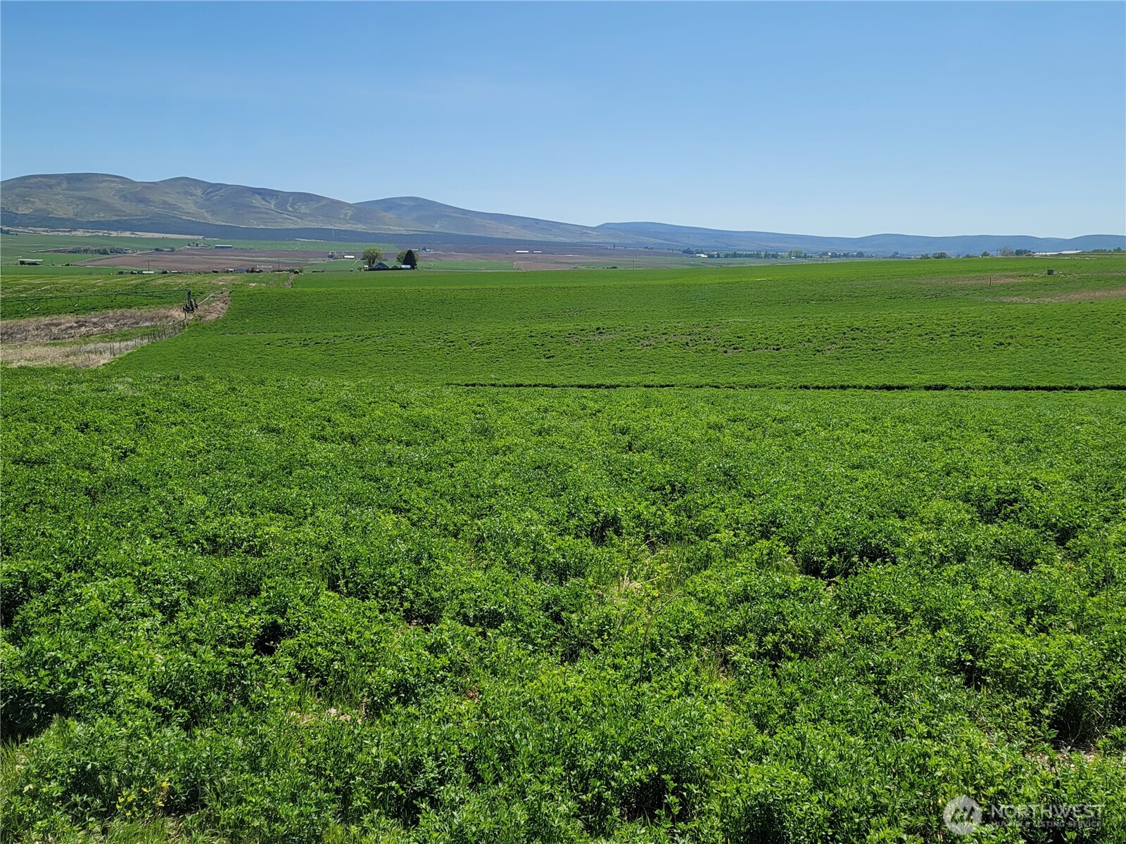 1612 Katen Road Property Photo 1