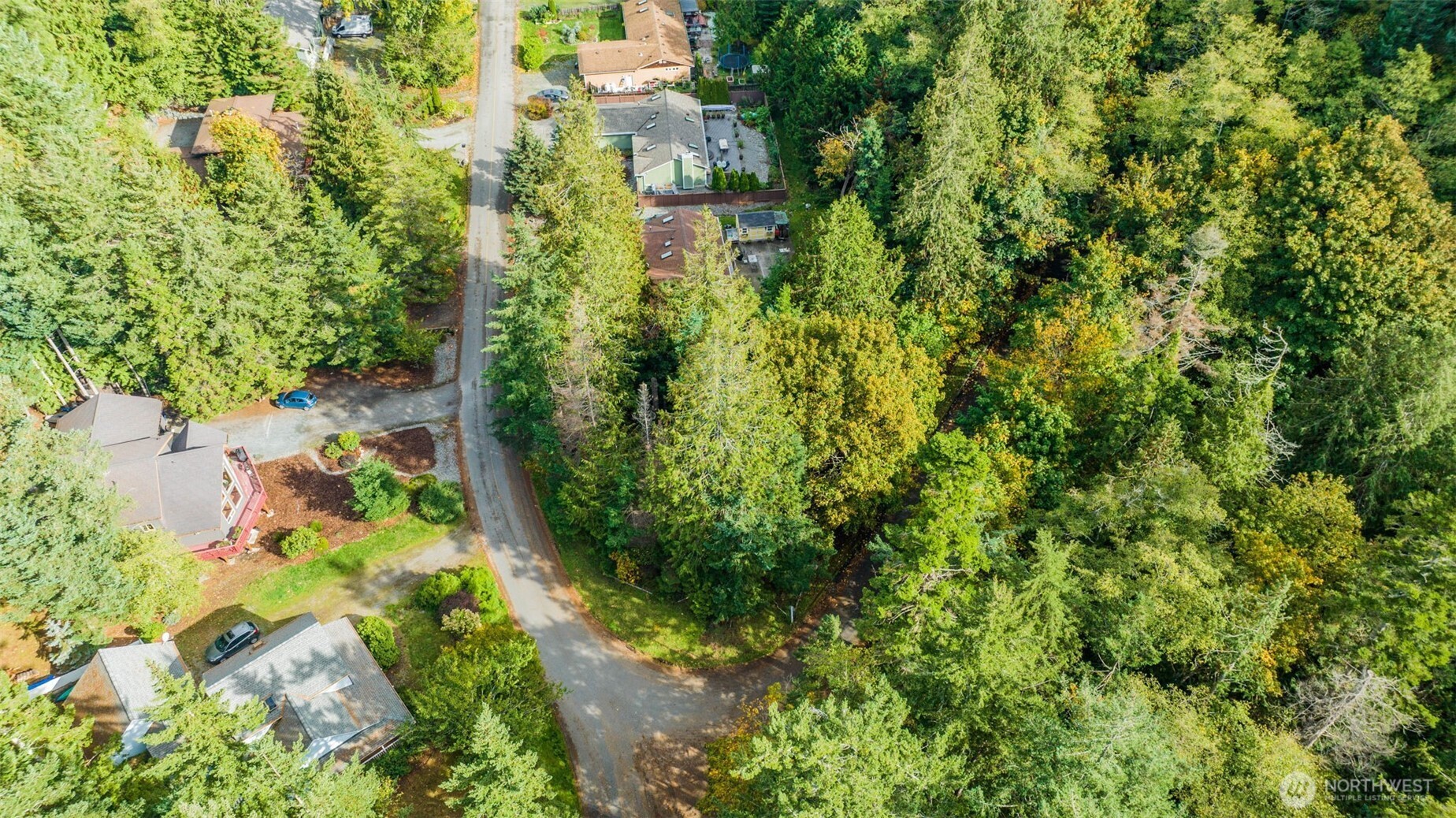 555 Klamath Drive Property Photo 15