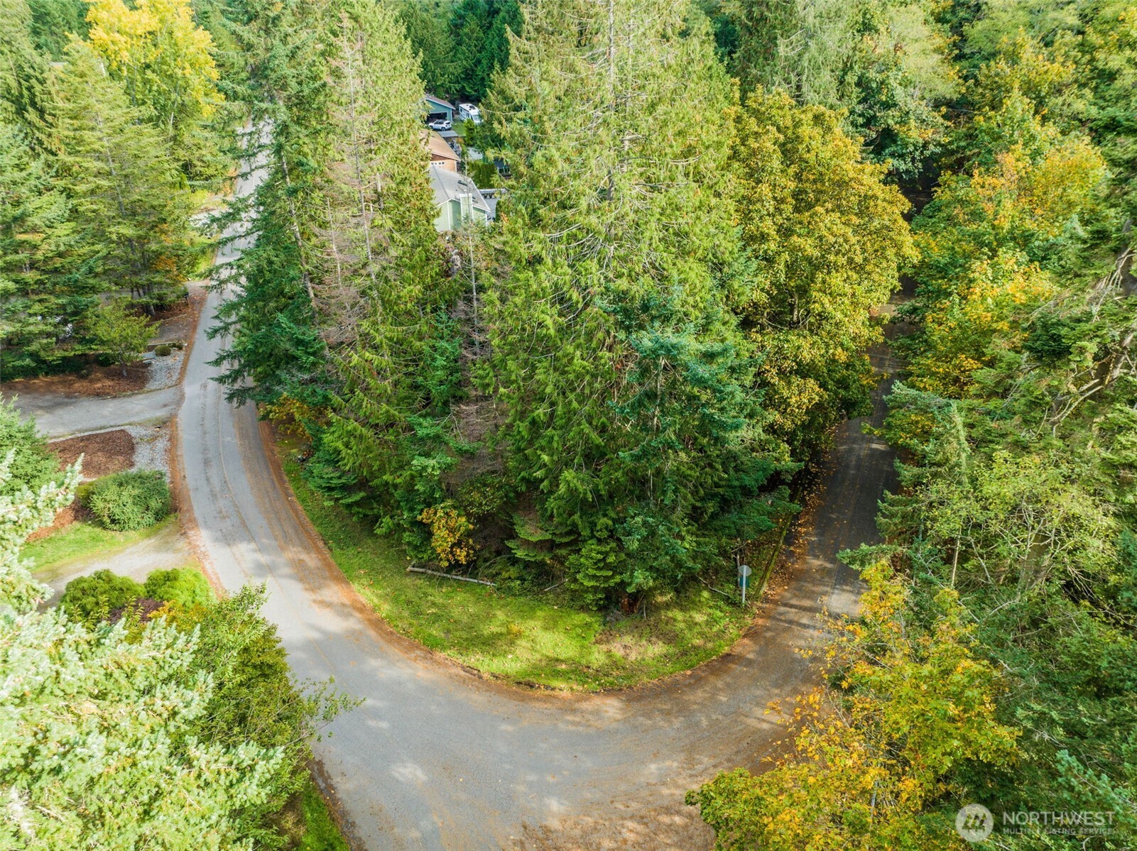 555 Klamath Drive Property Photo 18