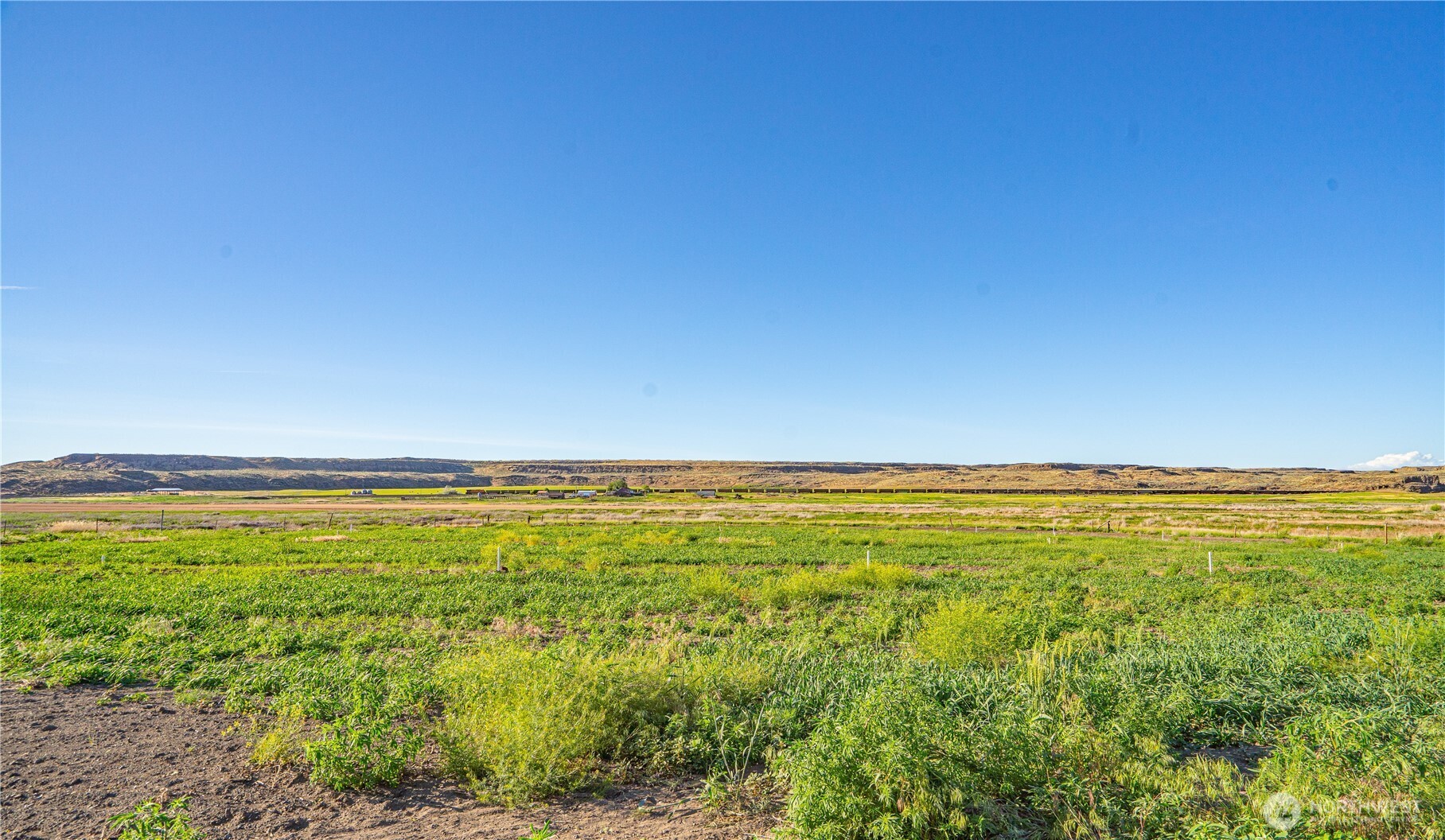 20548 Ne 22 Road Property Photo 11