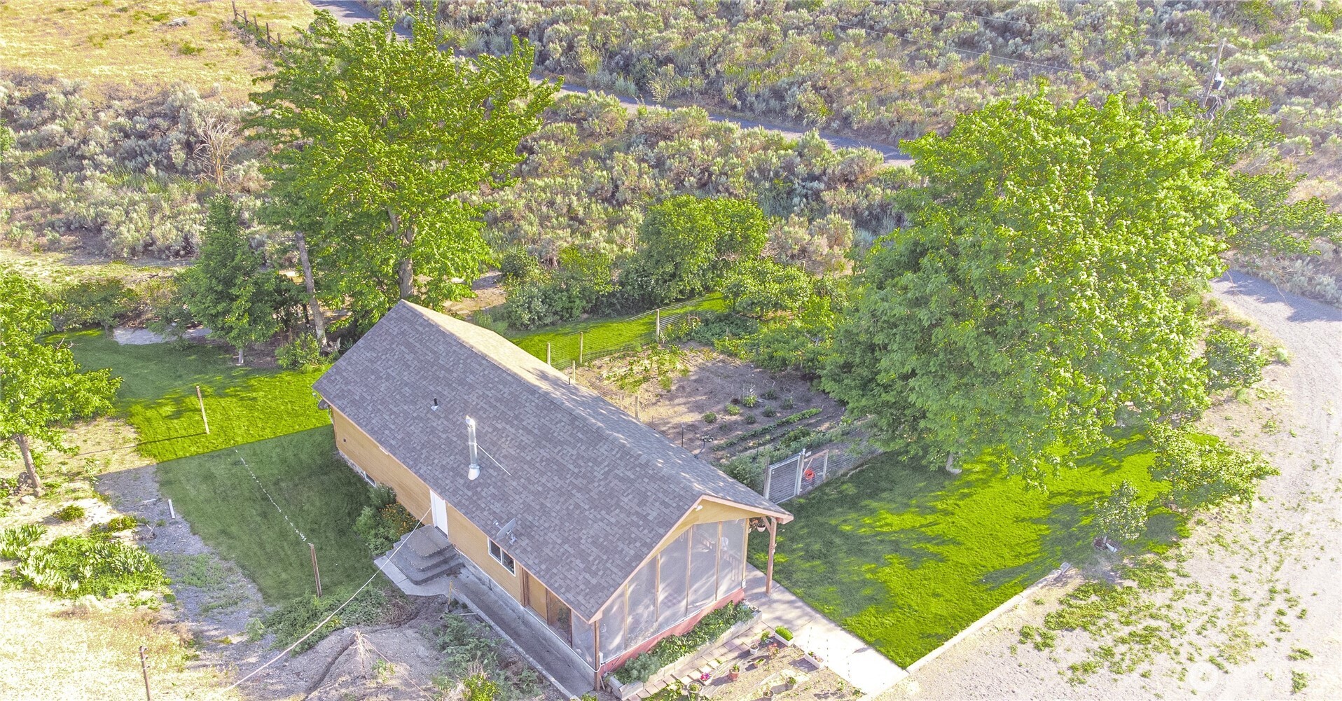 20548 Ne 22 Road Property Photo 25